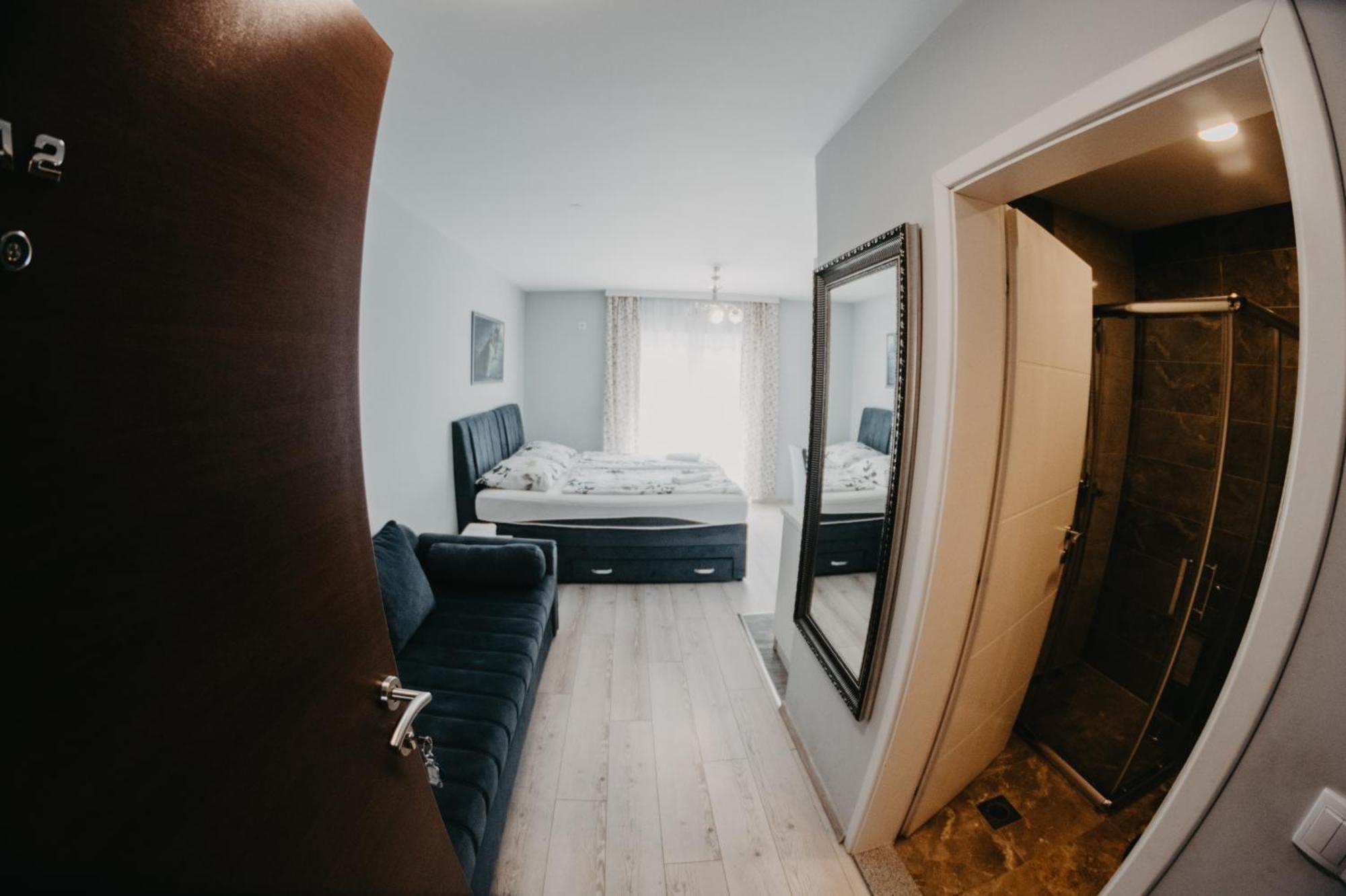 Prenociste Park Bed & Breakfast Modrica Екстериор снимка