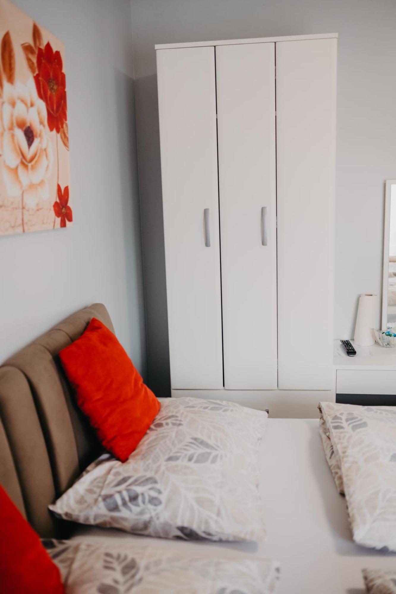 Prenociste Park Bed & Breakfast Modrica Екстериор снимка
