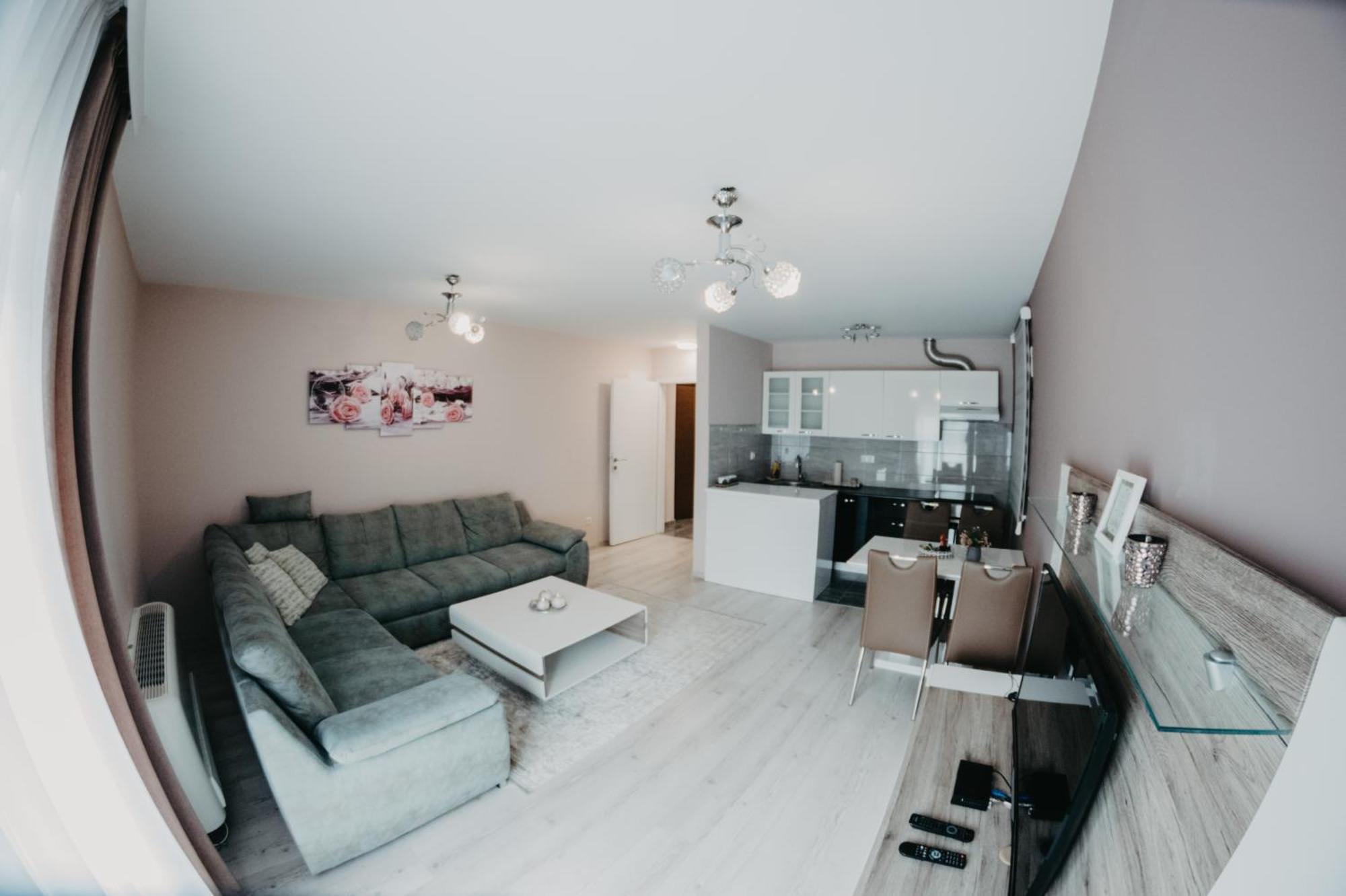 Prenociste Park Bed & Breakfast Modrica Екстериор снимка