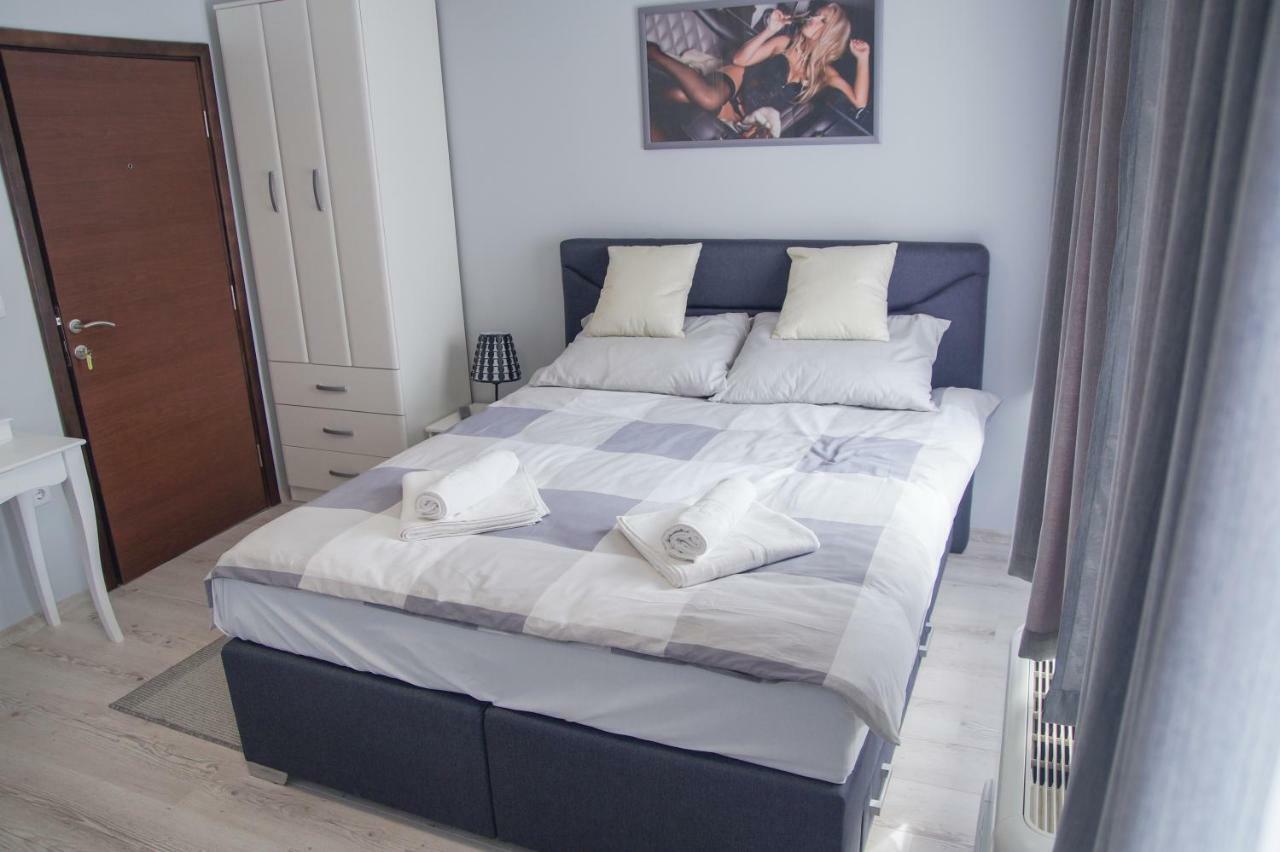 Prenociste Park Bed & Breakfast Modrica Екстериор снимка
